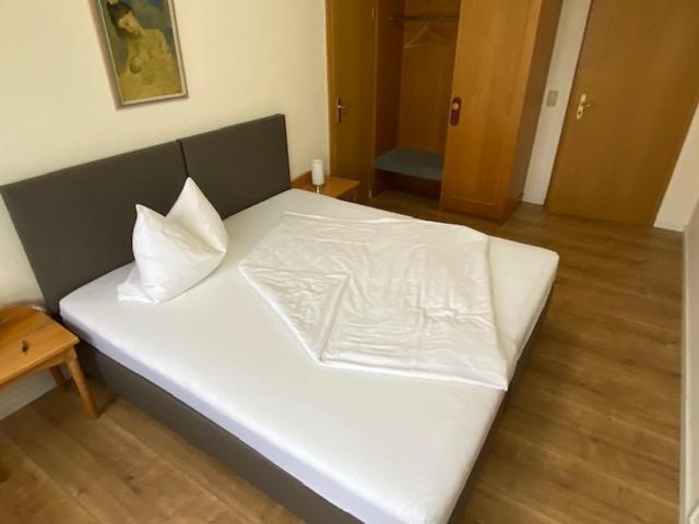 Hotel Janssen 보덴하임 외부 사진