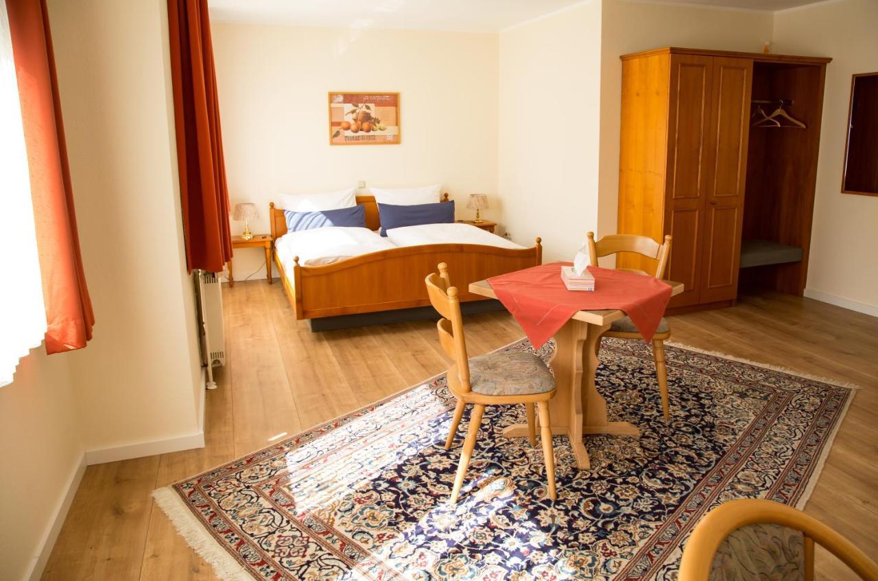 Hotel Janssen 보덴하임 외부 사진