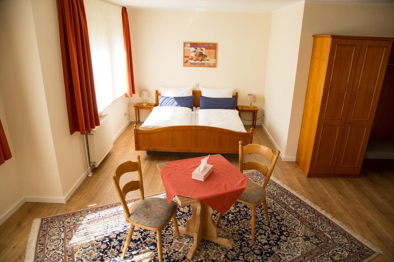 Hotel Janssen 보덴하임 외부 사진