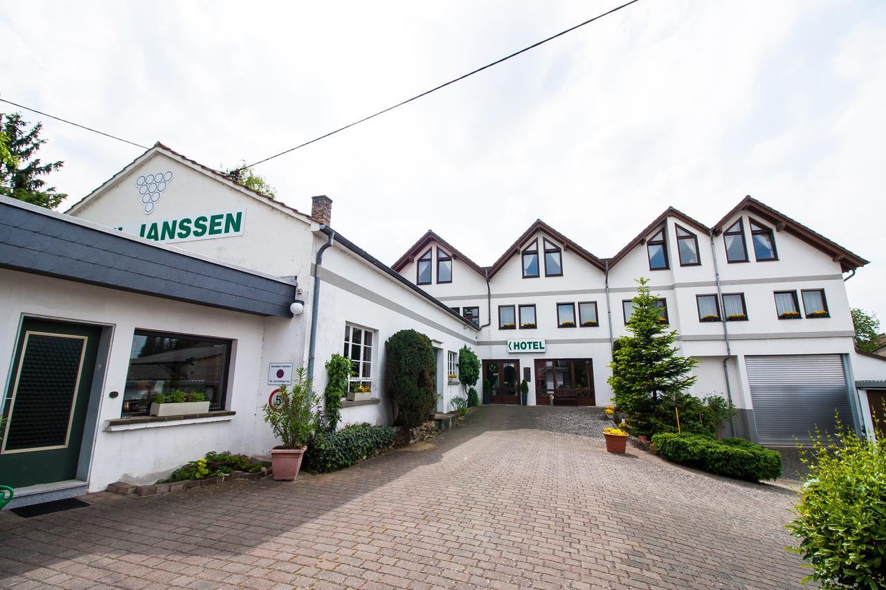 Hotel Janssen 보덴하임 외부 사진